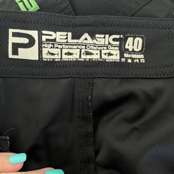 Pelagic Men’s‎ FX-Pro Tactical Fishing Hex Board Shorts Size 40 - Picture 3 of 3